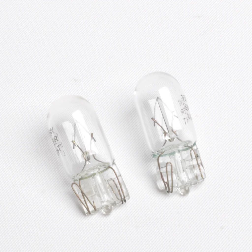 67-12V AMBER (3)_webp