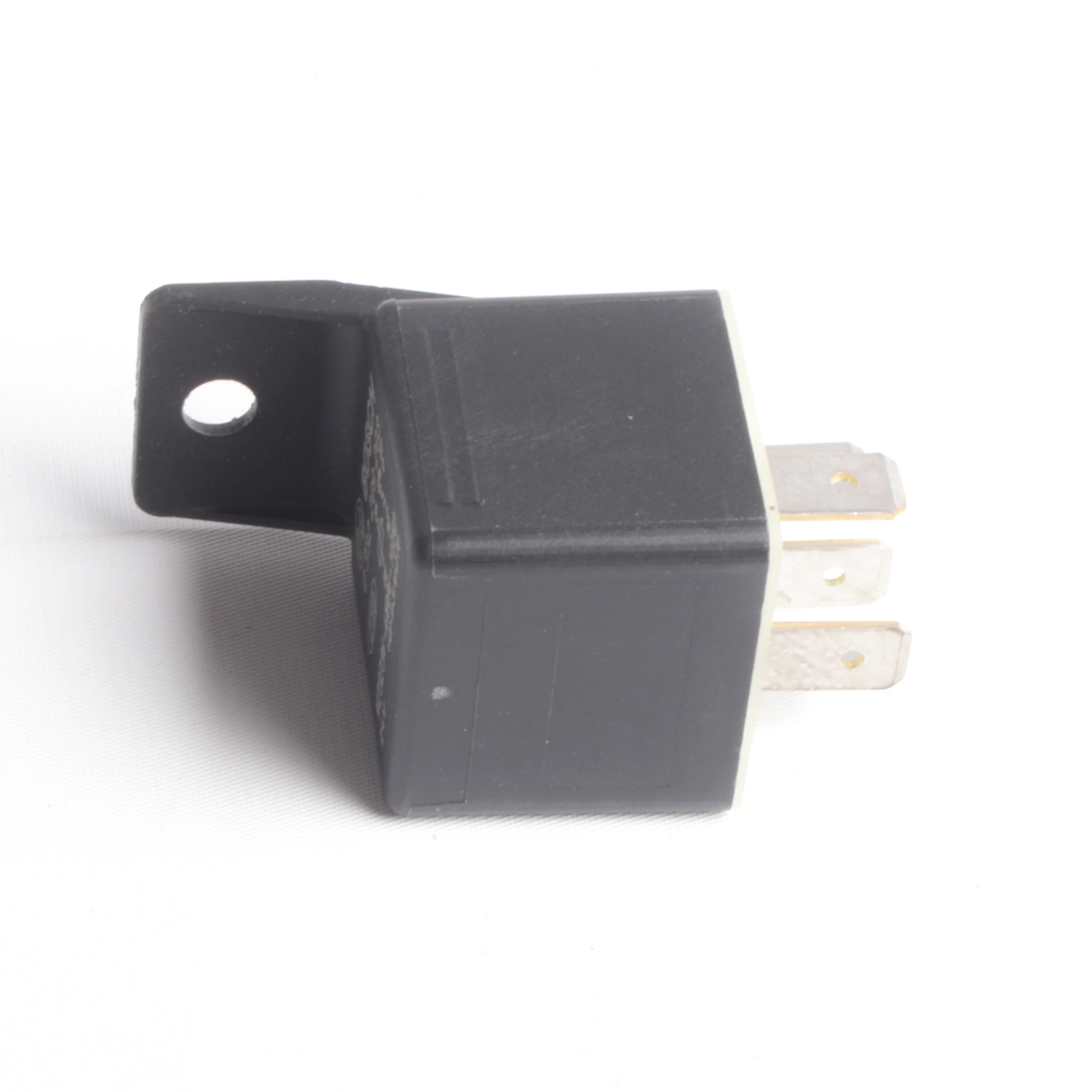 0332 209 203 (3)_webp