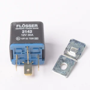 ESTABILIZADOR 12V 20/30 AMP 4 CONTACTOS
