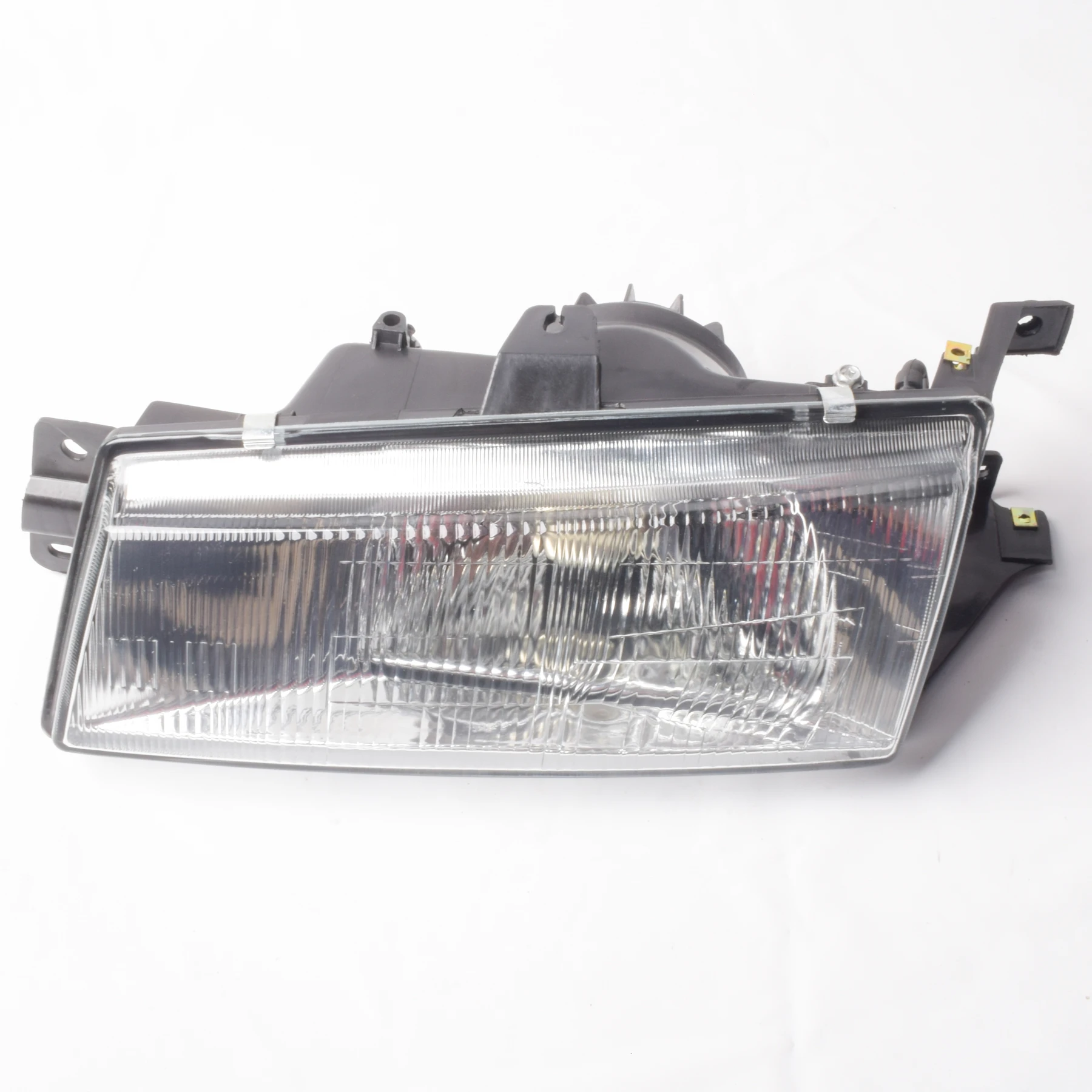 HF01-2301 LH (2)_webp