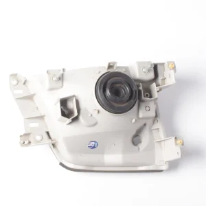 FARO NISSAN URVAN E24 MODELO 2002-2005 RH MC