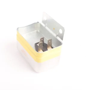 REGULADOR BOSCH 12V EXTERNO, FIAT, BMW MERCURY CORSA OPEL UNIVERSAL ALBIN (1969-1979) ALFA ROMEO - EUROPE (1966-1989) AUDI (1970-1972)