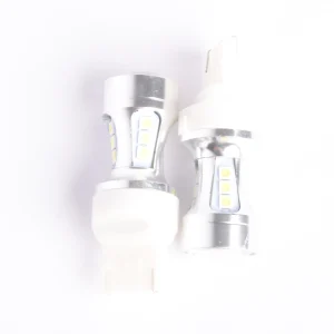 BOMBILLO LED DE BASE T20 - T25 12V/24V 18 LED (3030SMD) BLANCO.