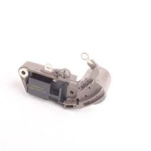 REGULADOR ALT TOYOTA-DAIHATSU 12V CHEVROLET (1985-1988) TOYOTA (1984-1992)