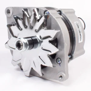 ALTERNADOR  BOSCH 95A 12V CATERPILLAR, CASE, JOHN CASE-RETROEXCAVADORAS (PAJARITAS)-580K, 580L, 590, 680L, 780D-MOTORES DIÉSEL. LA SERIE 580K/L ES SUMAMENTE MASIVA EN LAS OBRAS COLOMBIANAS.-CASE-TRACTORES AGRÍCOLAS-SERIES MAXXUM: MX100, MX110, MX120, MX150, MX170-MUY .-JOHN DEERE-RETROEXCAVADORAS Y CARGADORES-315SG, 315G-MOTOR JOHN DEERE 4045 (4.5L DIESEL).-JOHN DEERE-TRACTORES  OE RE36267 O RE505895.--CATERPILLAR-MAQUINARIA COMPACTA / MOTORES-EQUIPOS QUE MONTAN EL CÓDIGO DE PARTE ORIGINAL 9X0341.--MOTORES CUMMINS-APLICACIONES ESTACIONARIAS / CAMIONES-MOTORES DIÉSEL MEDIANOS (CRUZA CON CÓDIGO CUMMINS 3282554).